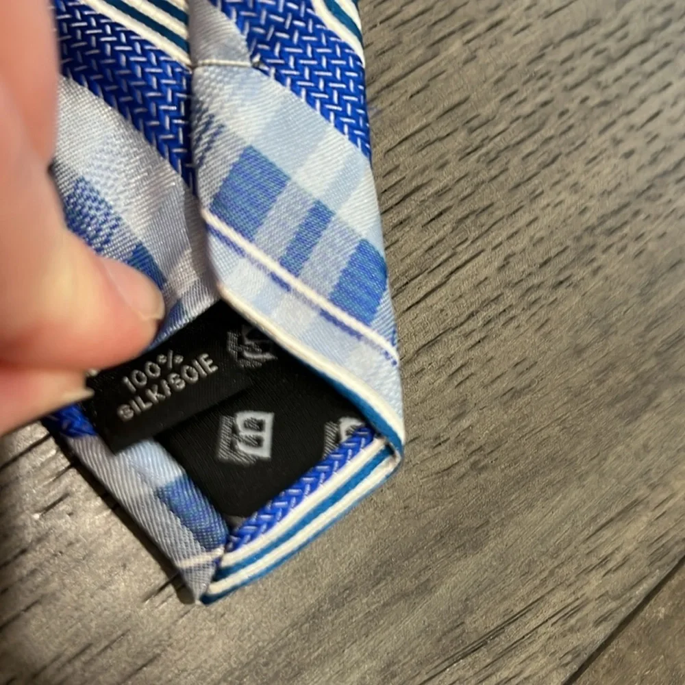 Mens Bachrach Roy/baby blue silk Tie